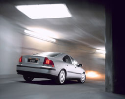 Click for a larger 2003 Volvo S60 picture